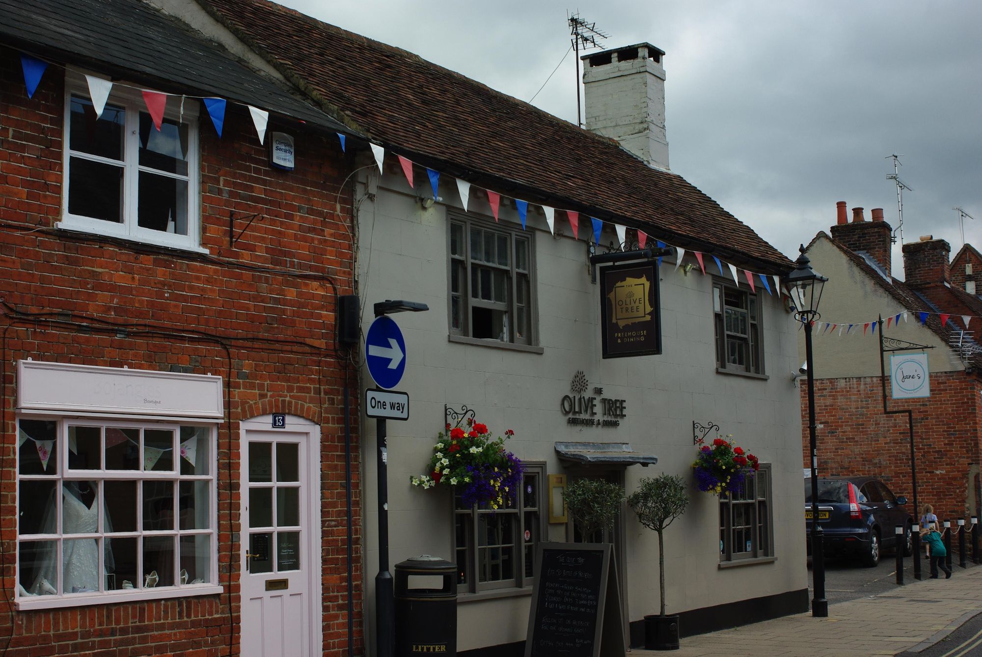 Olive Tree, Romsey - June 2018 (Photo: Geoff Marsh). (Pub, External). Published on 20-06-2018