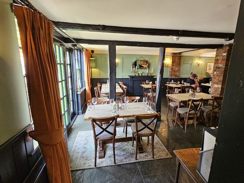 Three Tuns, Romsey (Photo: Gary Woodward - 06/08/2026). (Restaurant). Published on 06-08-2026 