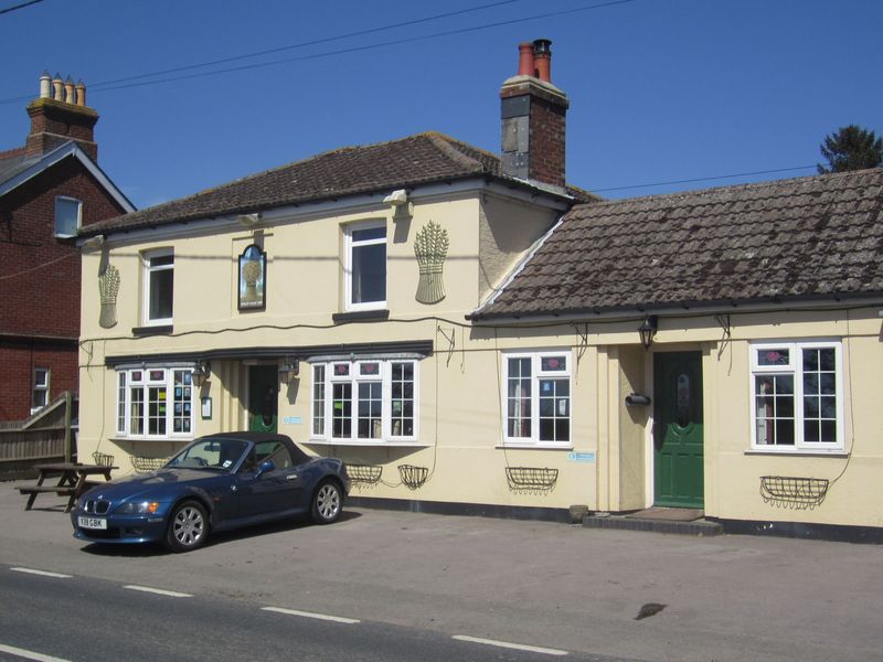 Wheatsheaf Inn, Shedfield (Photo: Pete Horn - 20/04/2013). (Pub, External, Key). Published on 20-04-2013