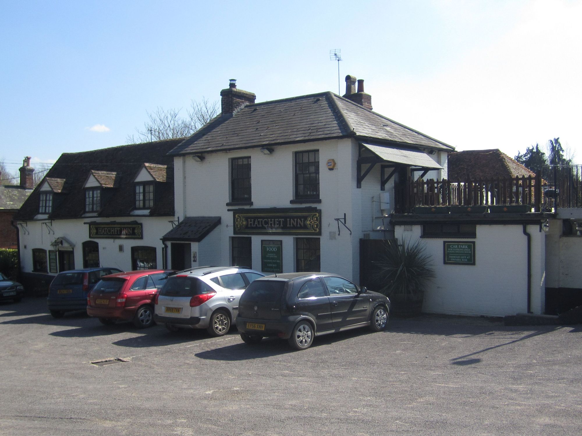 Hatchet Inn, Sherfield English. (Pub, External, Key). Published on 02-04-2013
