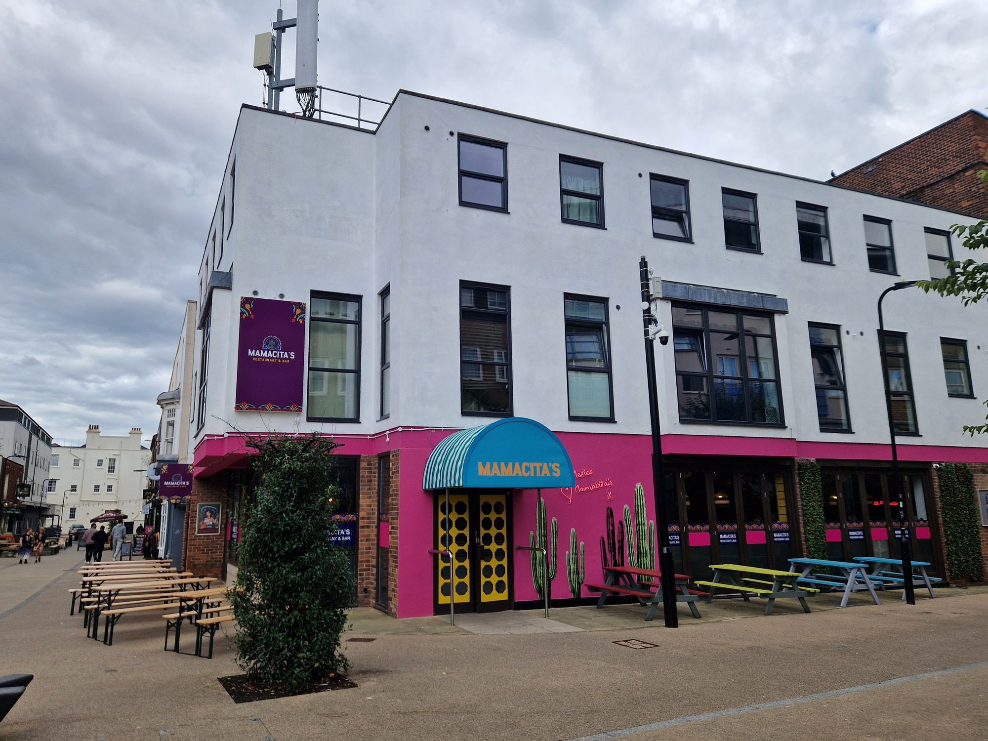 Mamacitas, Bedford Place (Photo: Pete Horn - 21/09/2025). (Pub, External). Published on 21-09-2025