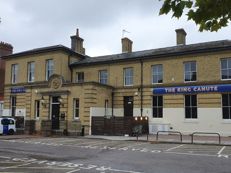 King Canute, Southampton - 19/09/2023 (Photo: Pete Horn). (Pub, External). Published on 19-09-2023