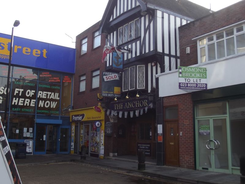 Anchor, East St. (Photo: Gary Tull - 12/11/2011). (Pub, External). Published on 12-11-2011