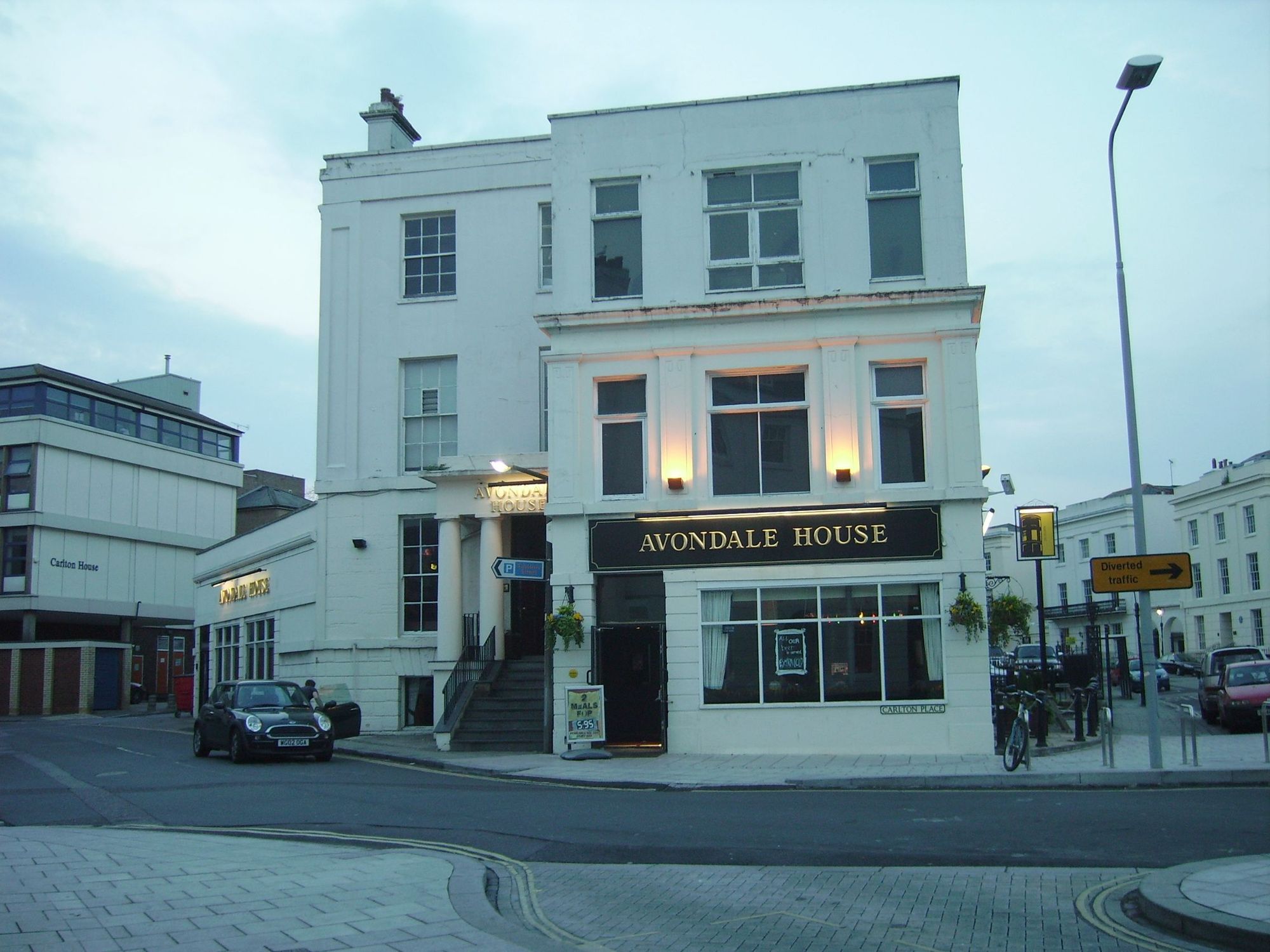 Avondale House, Southampton (Photo: Gary Tull - 26/04/2007). (Pub, External). Published on 26-04-2007