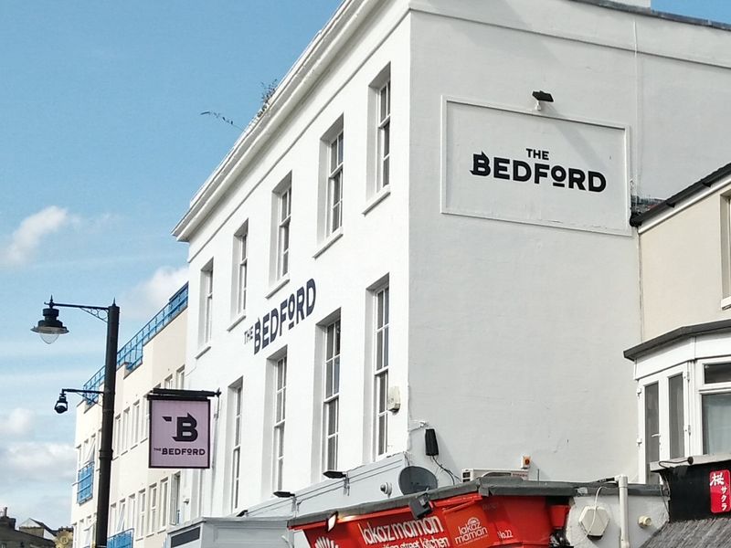 Bedford, Bedford Place (Photo: Pete Horn 20/08/2020). (Pub, External). Published on 20-08-2019