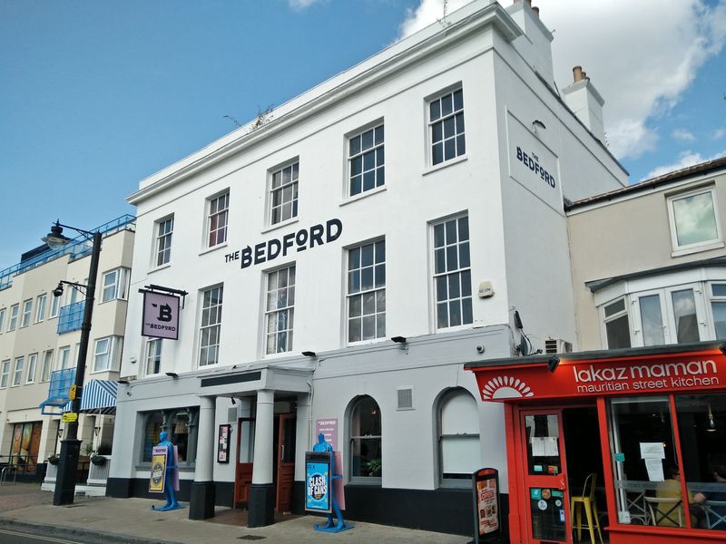 Bedford, Bedford Place (Photo: Pete Horn 20/08/2020). (Pub, External). Published on 20-08-2019