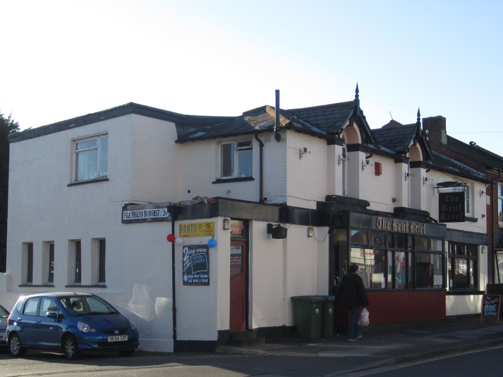 Bent Brief, Southampton. (Pub, External, Key). Published on 29-11-2012
