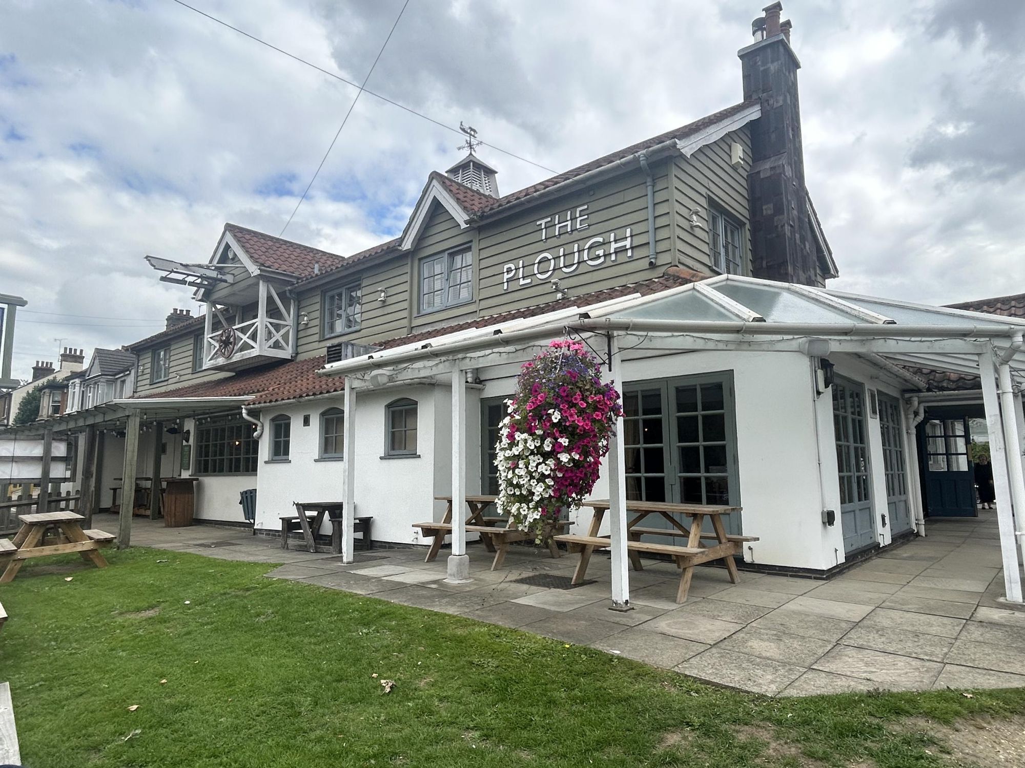 (Pub, Key). Published on 01-10-2025