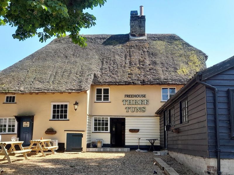 Three Tuns. (Pub, Key). Published on 06-04-2023