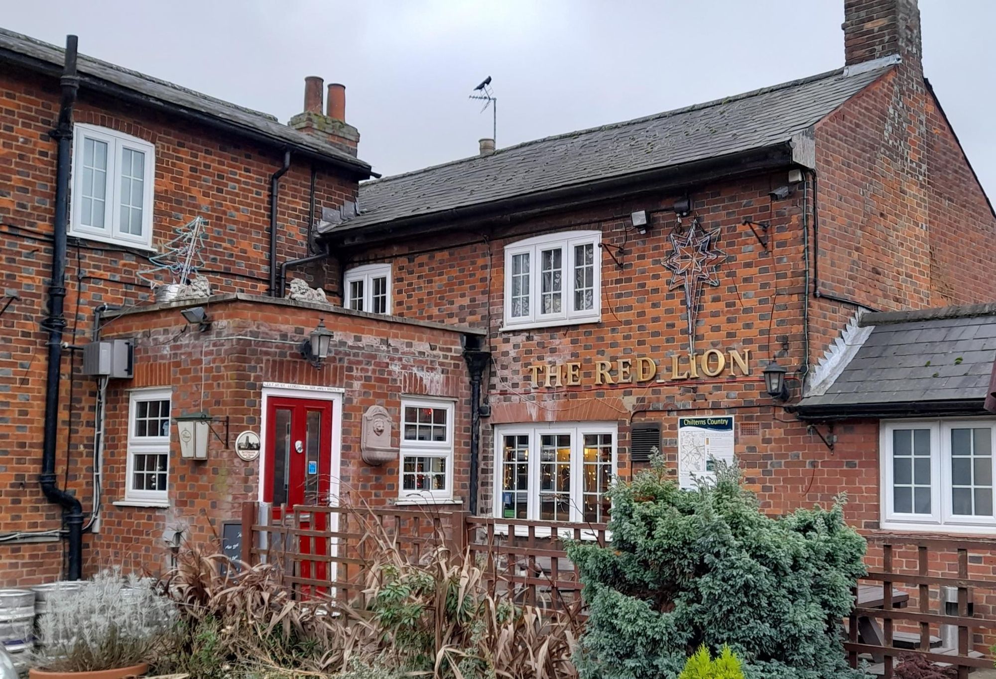 Red Lion. (Pub). Published on 01-01-1970