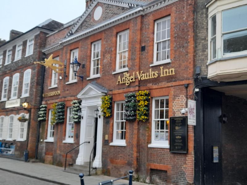 Angel Vaults Inn. (Pub, Key). Published on 01-01-1970