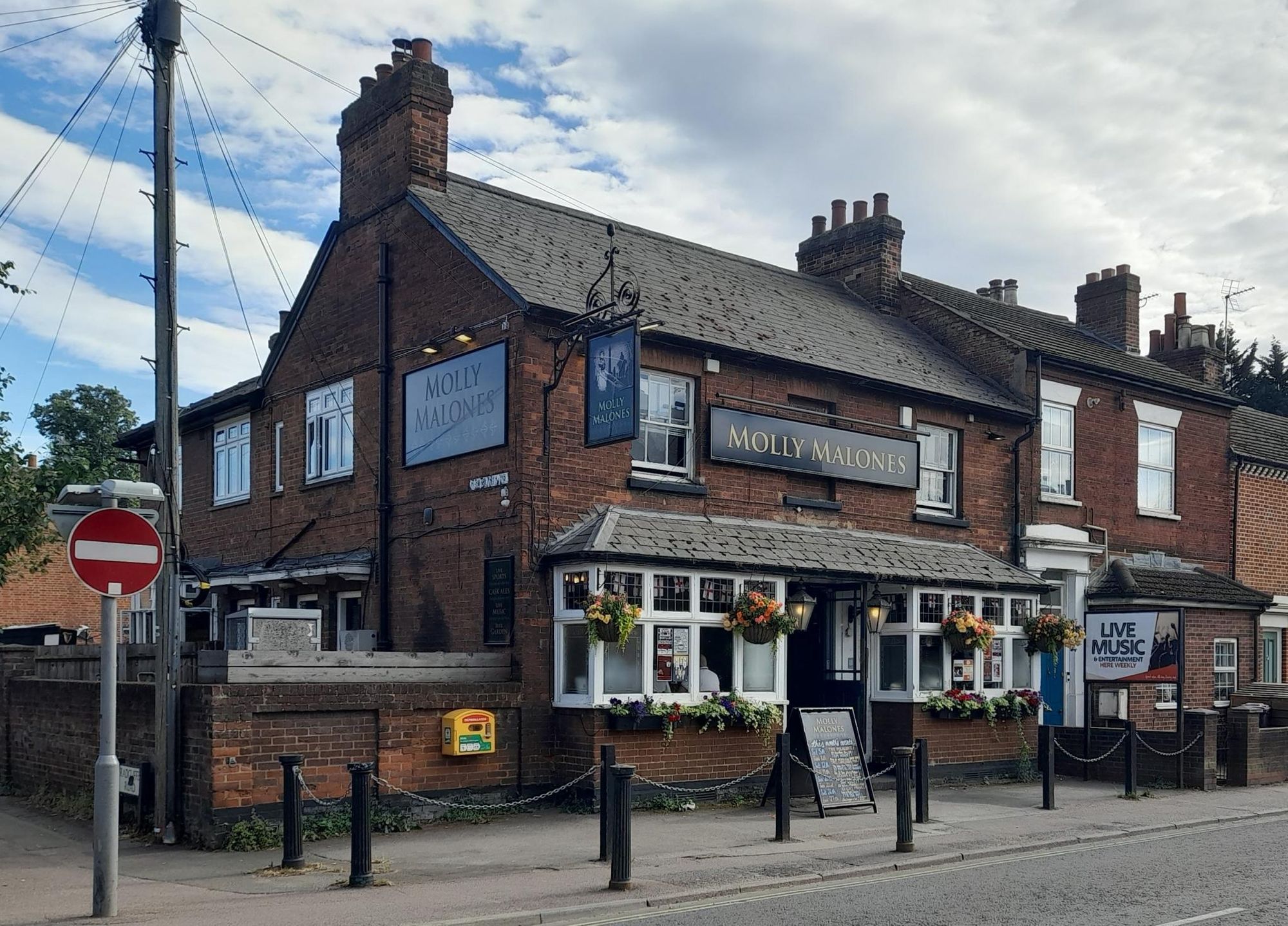 Molly Malones. (Pub, Key). Published on 07-04-2025