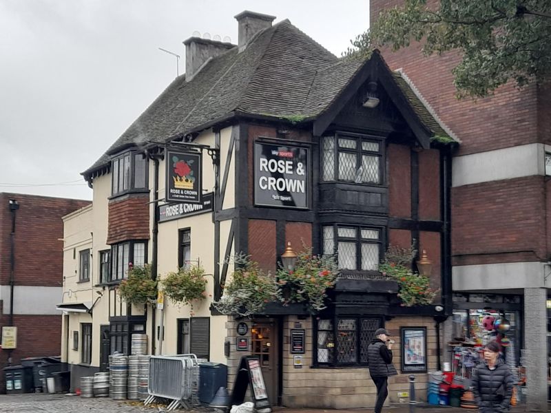 Rose and Crown. (Pub). Published on 11-07-2022