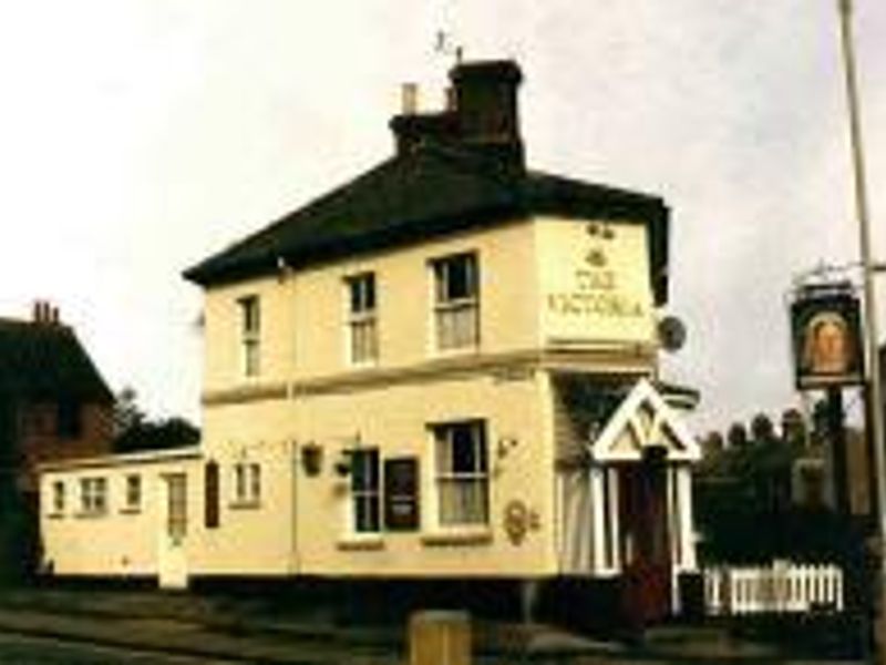 Victoria at Hitchin. (Pub, External). Published on 01-01-1970 