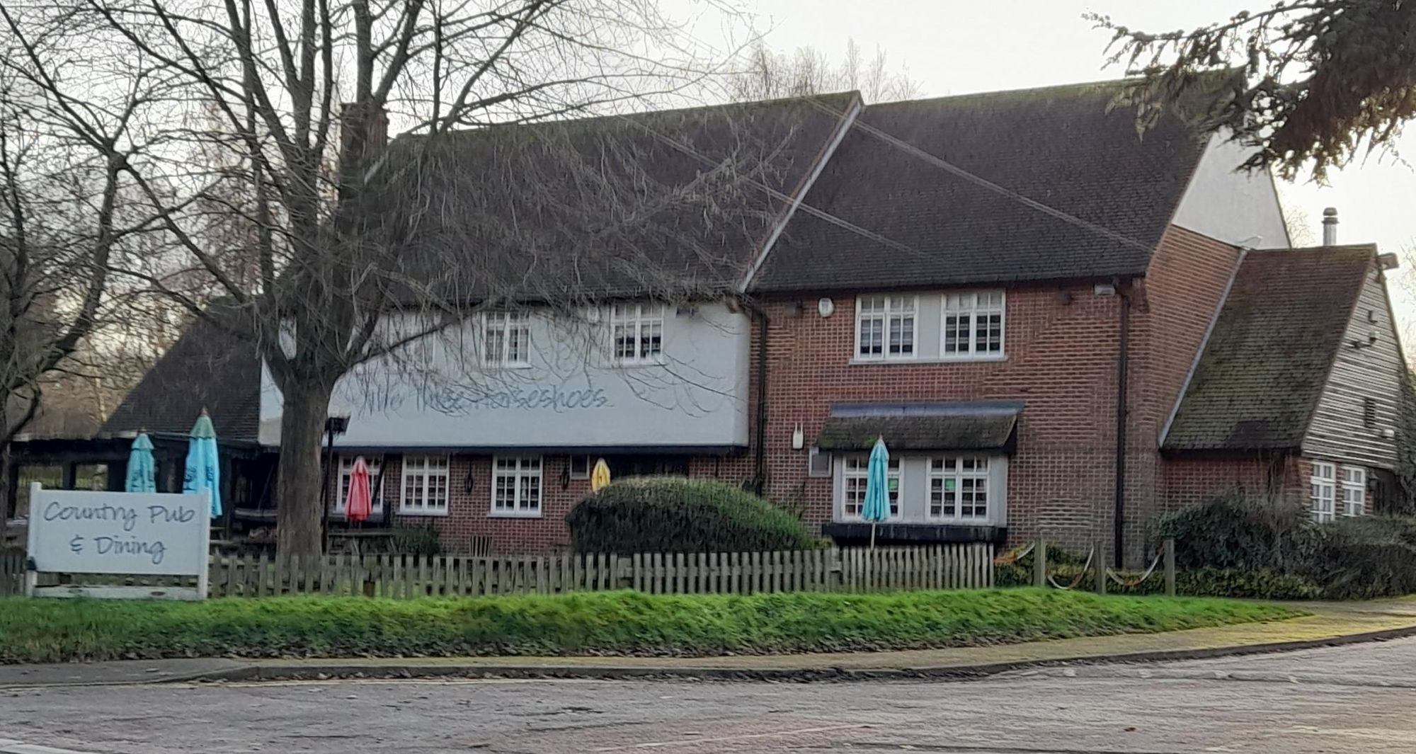 Three Horseshoes. (Pub). Published on 01-06-2023