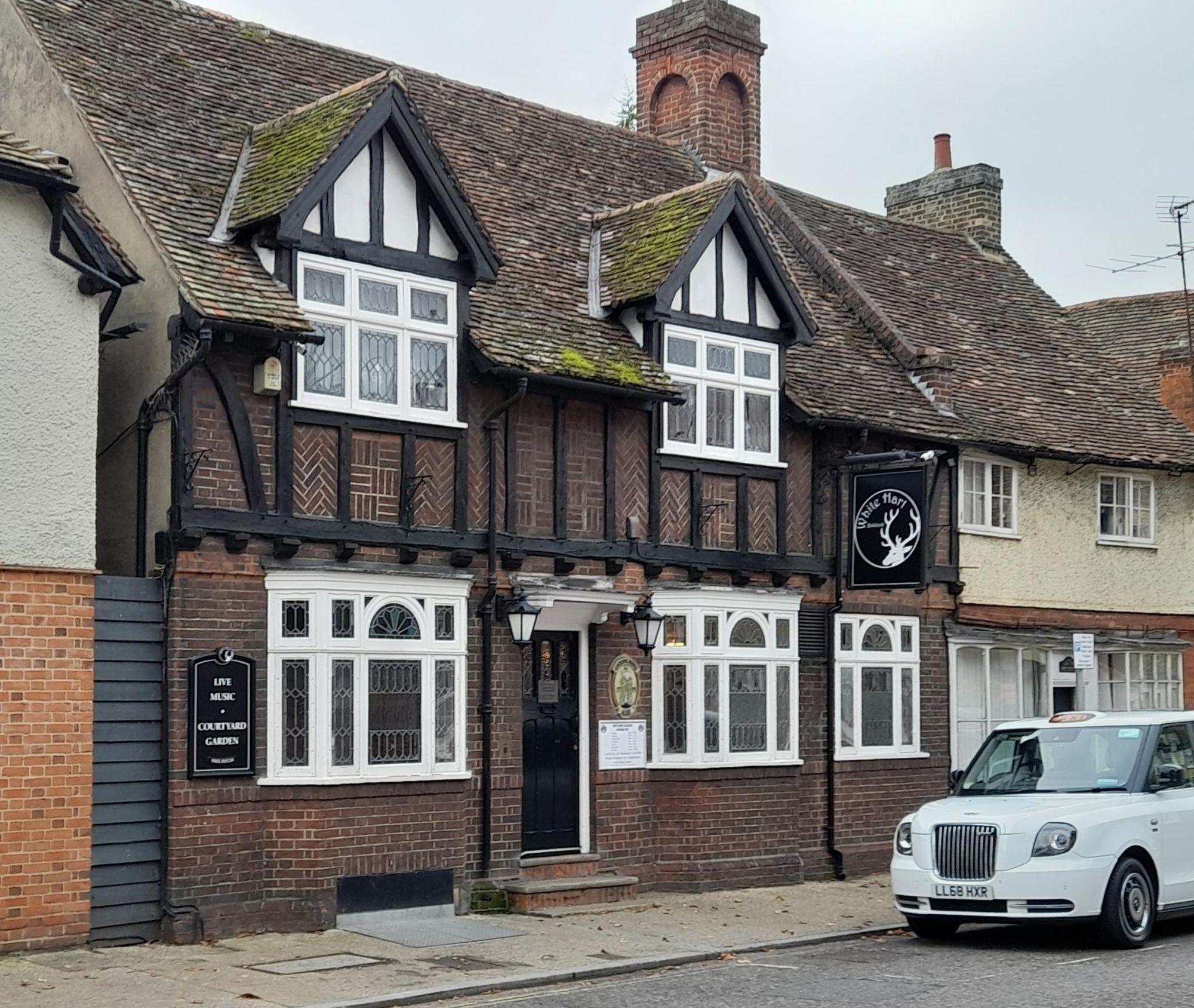 White Hart. (Pub). Published on 10-11-2021