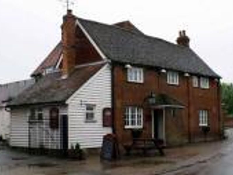 Plume of Feathers at Ickleford. (Pub, External). Published on 01-01-1970 
