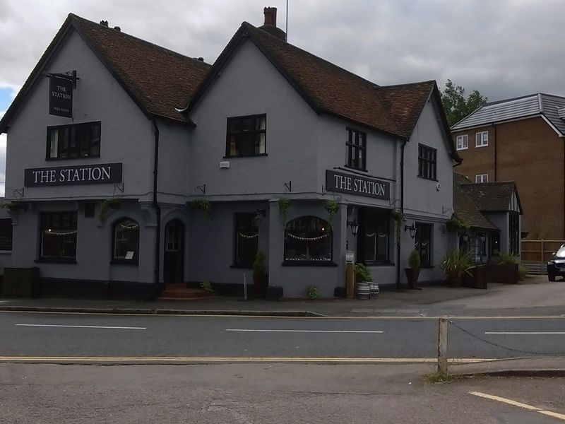 Station, Knebworth. (Pub). Published on 01-01-1970 