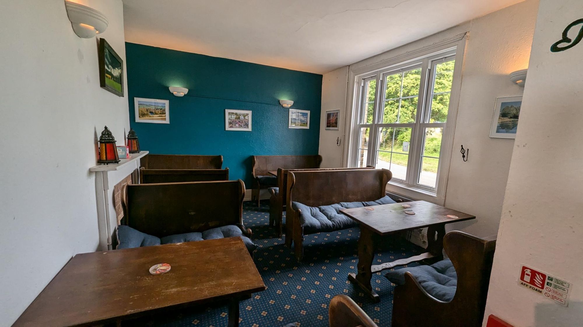 Strathmore Arms. (Pub). Published on 08-04-2024