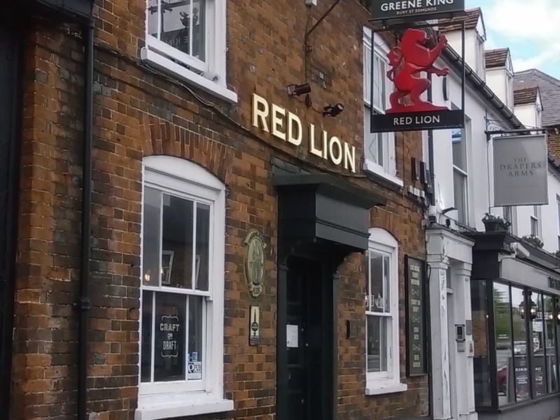 Red Lion. (Pub). Published on 01-01-1970