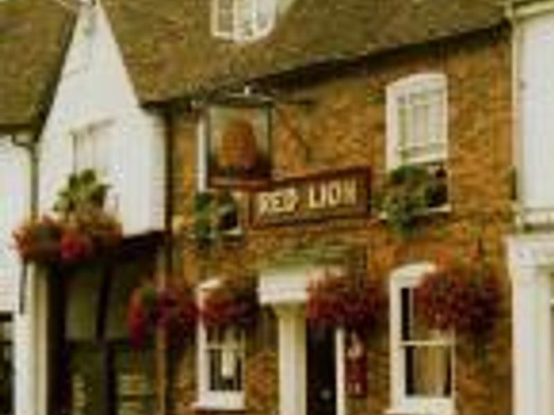 Red Lion at Stevenage. (Pub, External). Published on 01-01-1970 