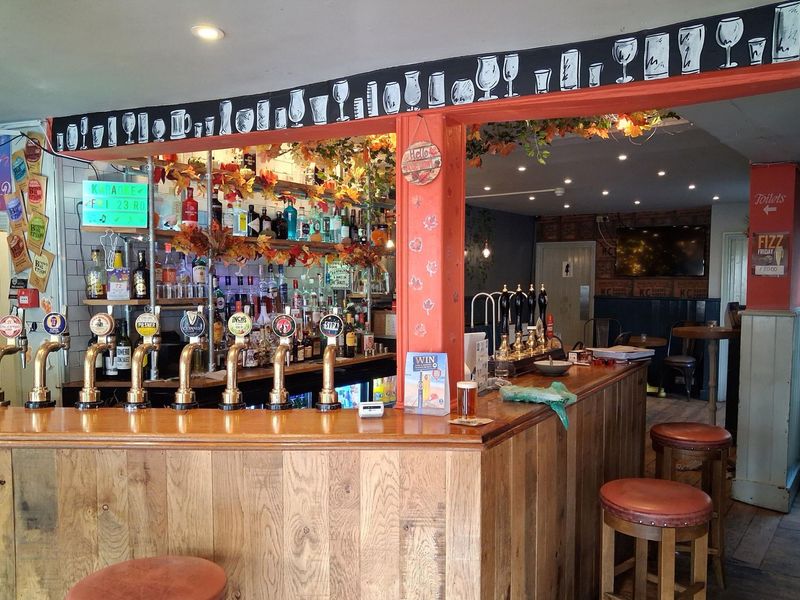 Old Town Bar. (Pub). Published on 01-01-1970