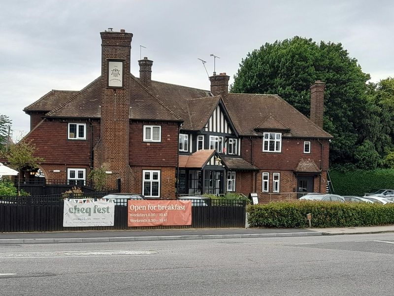 Chequers, Woolmer Green. (Pub, Key). Published on 01-01-1970