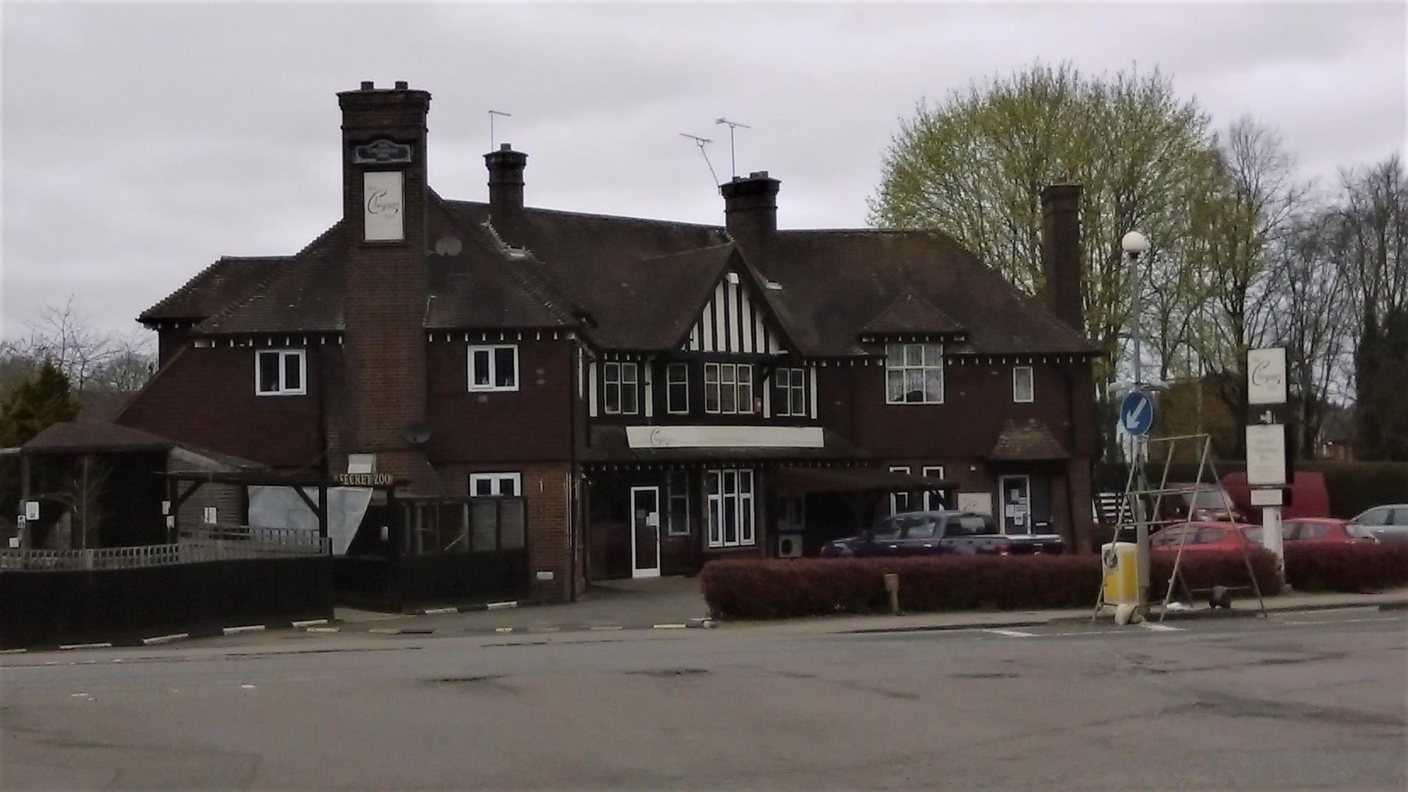 Chequers, Woolmer Green. (Pub). Published on 01-01-1970