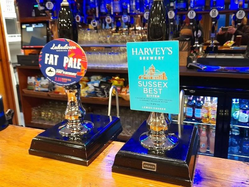 (Pub, Bar). Published on 19-03-2025 