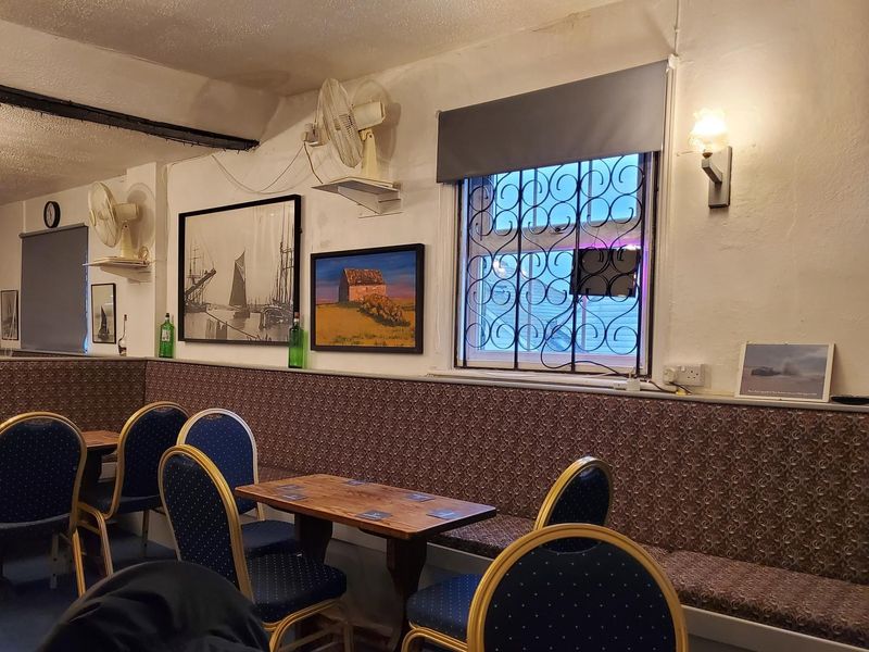 (Pub, Bar). Published on 12-04-2024 