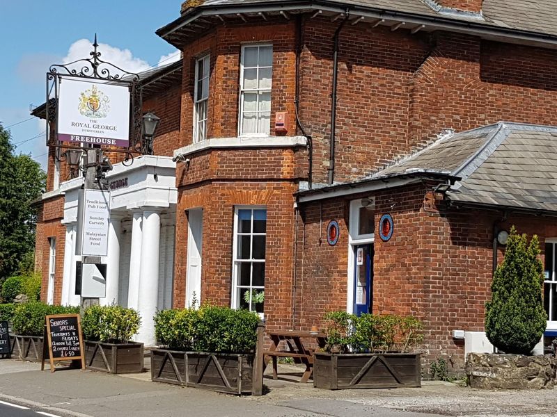 Exterior of Royal George, August 2019. (Pub, External, Key). Published on 11-08-2019