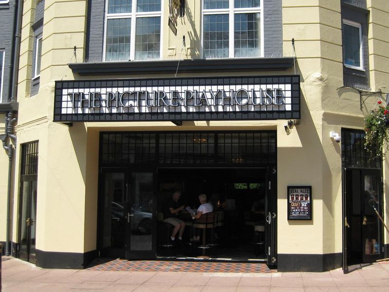 (Pub, External, Sign). Published on 22-07-2017 