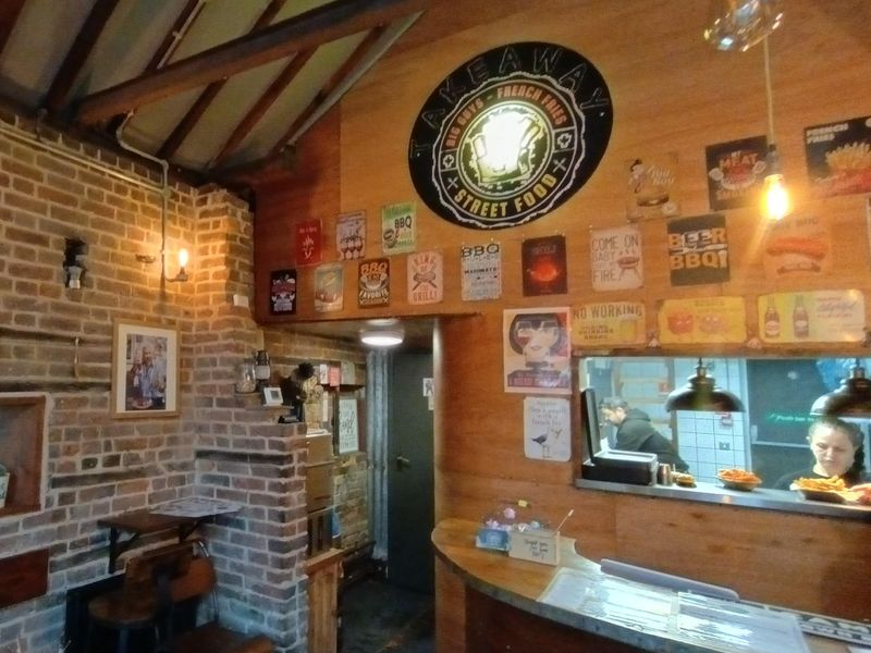 (Bar). Published on 27-01-2025 