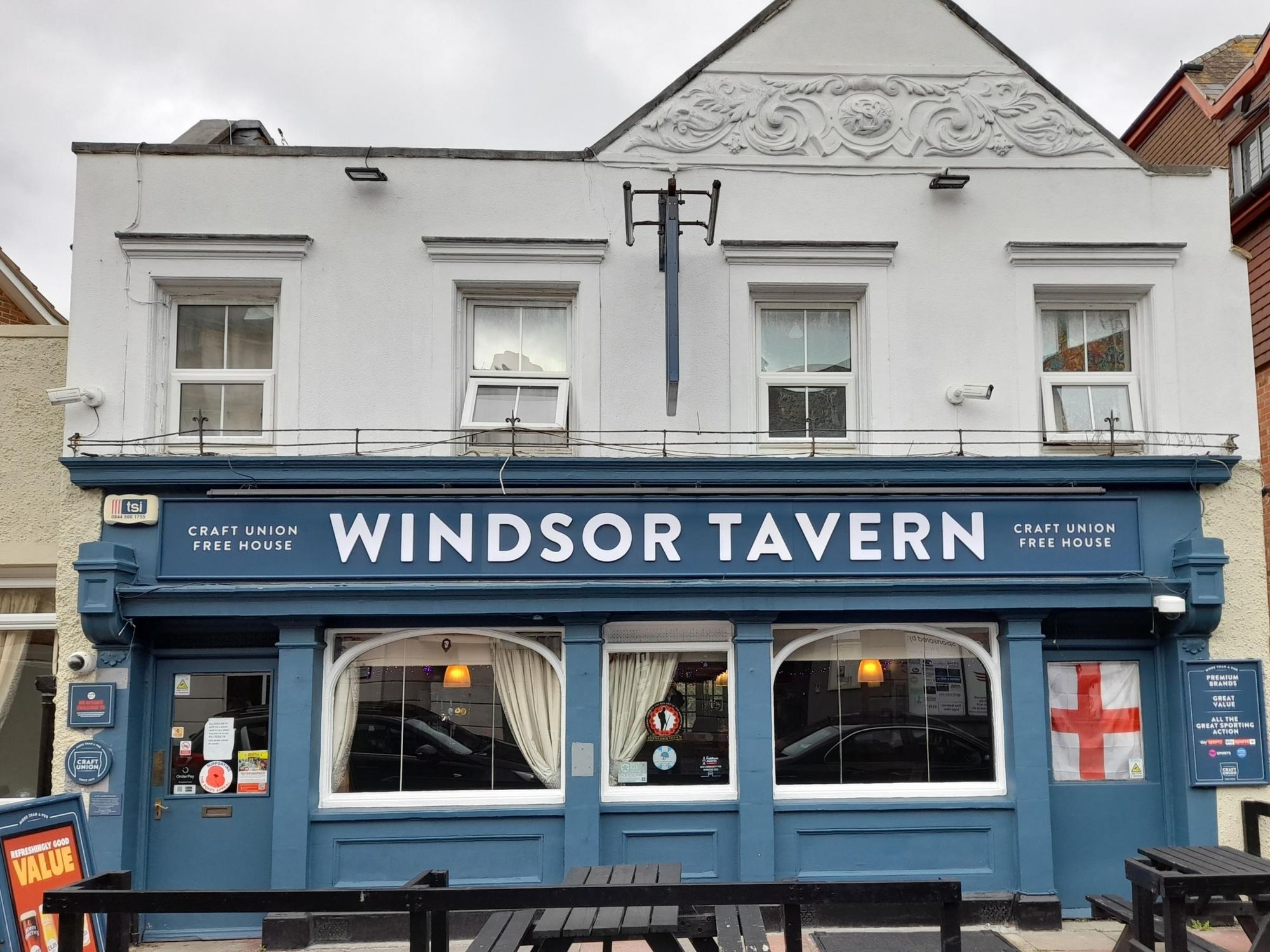 (Pub, External, Key). Published on 20-10-2025