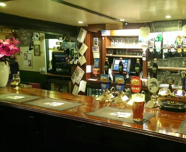 (Pub, Bar). Published on 25-03-2015