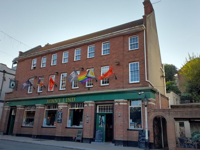 (Pub, External, Key). Published on 27-08-2026 