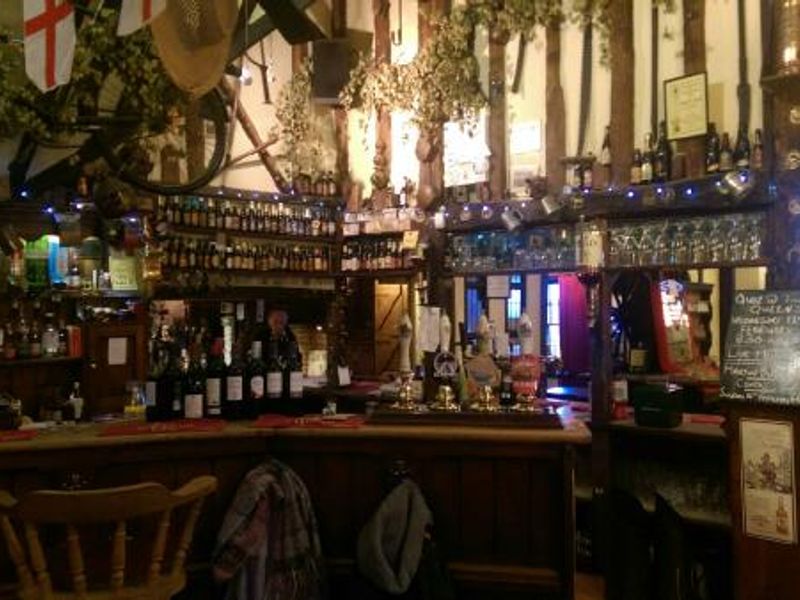 (Pub, Bar). Published on 12-02-2016 