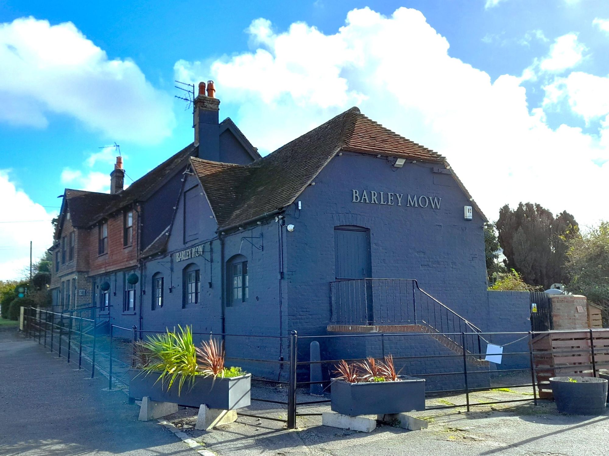 (Pub, External, Key). Published on 29-10-2025