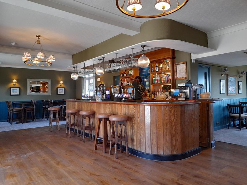 (Pub, Bar). Published on 28-07-2026 