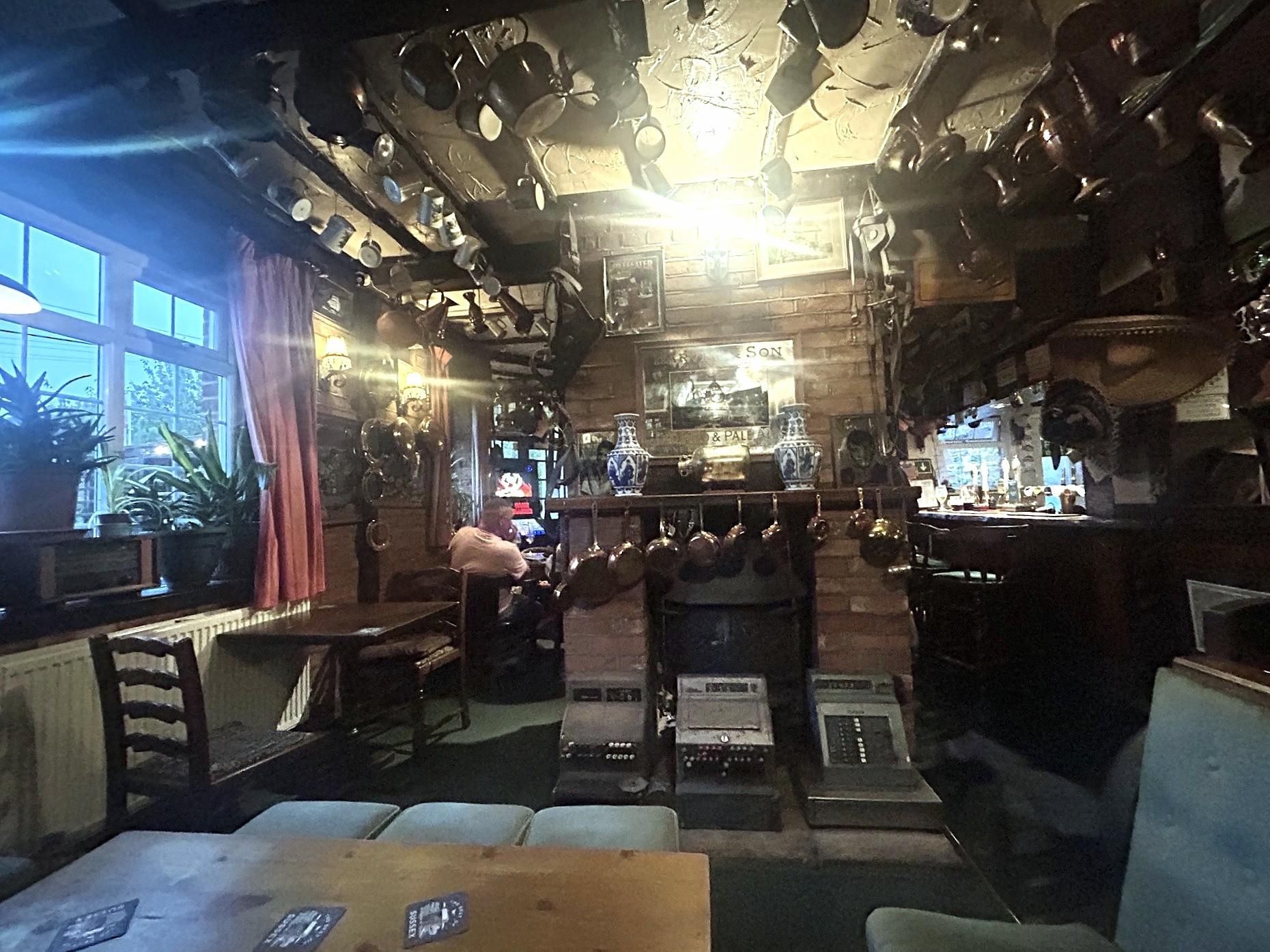 (Pub, Bar). Published on 25-09-2026