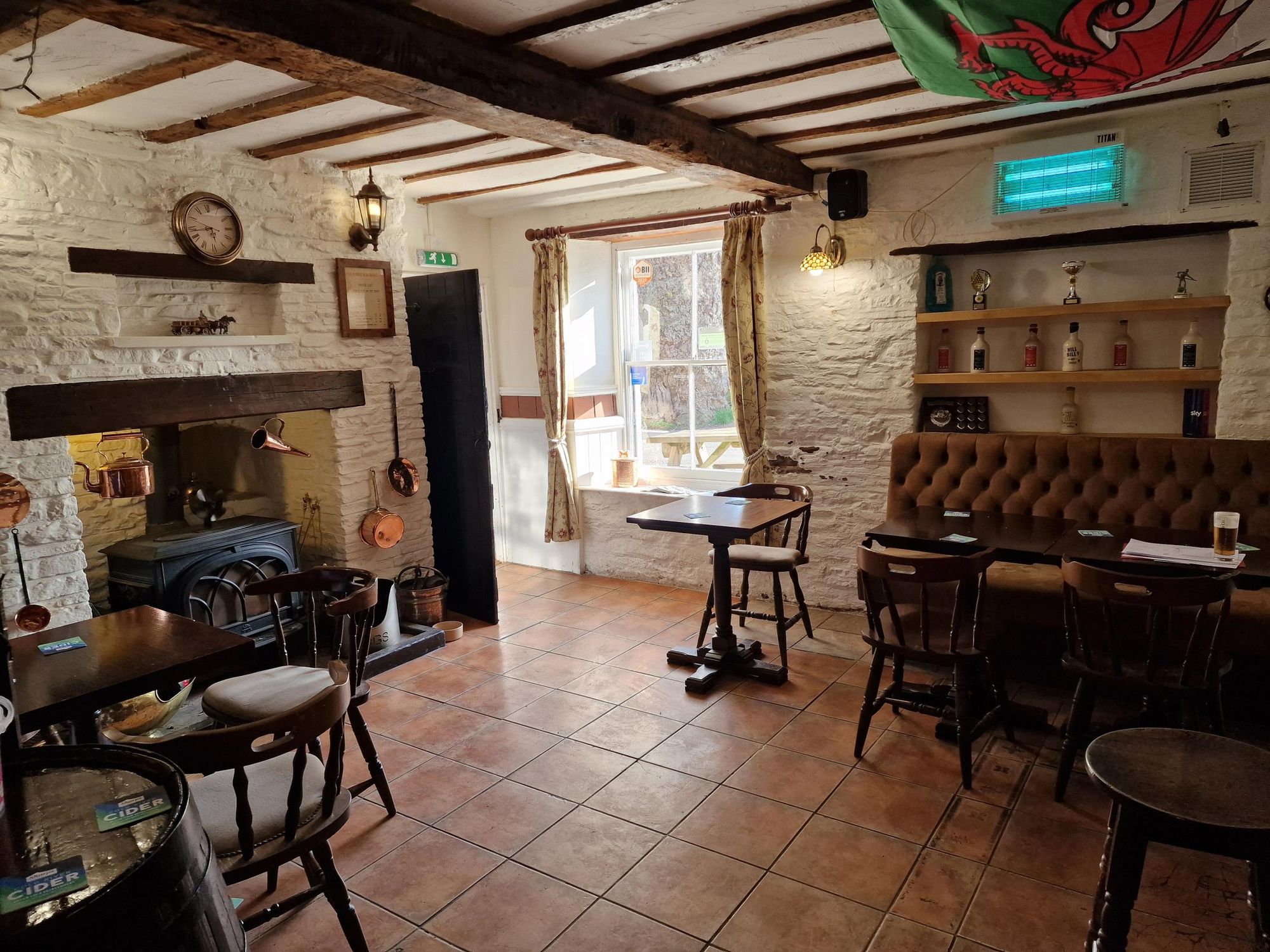 DP 04/24. (Bar). Published on 26-04-2024