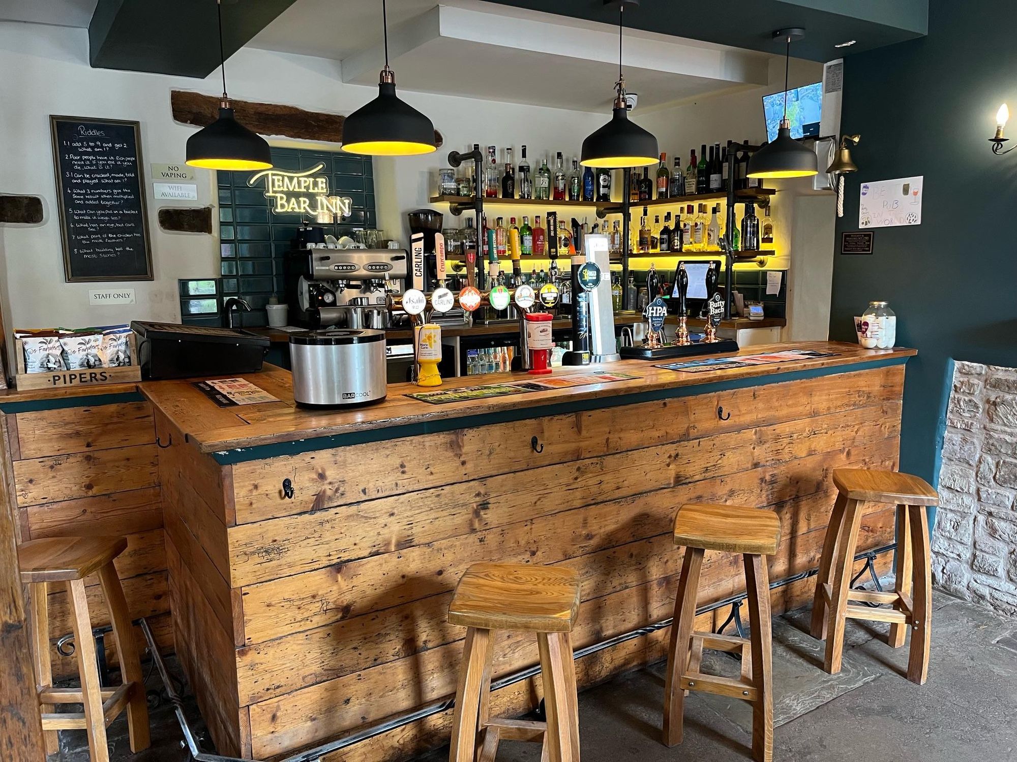 DP 04/24. (Bar). Published on 29-04-2024