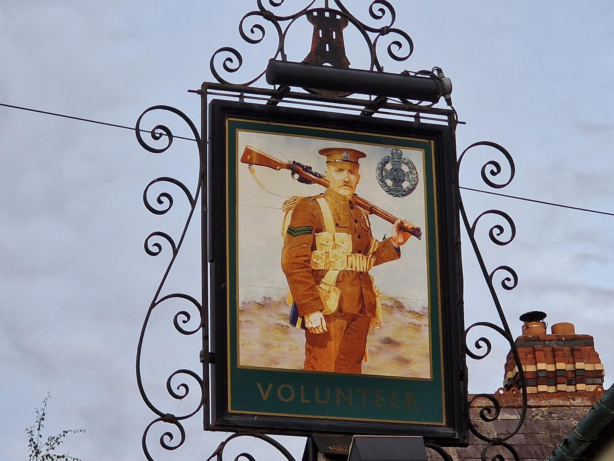 Pub sign pre 03/25. (Sign). Published on 13-09-2022