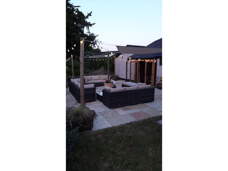 DP 08/23. (External, Garden). Published on 02-08-2023