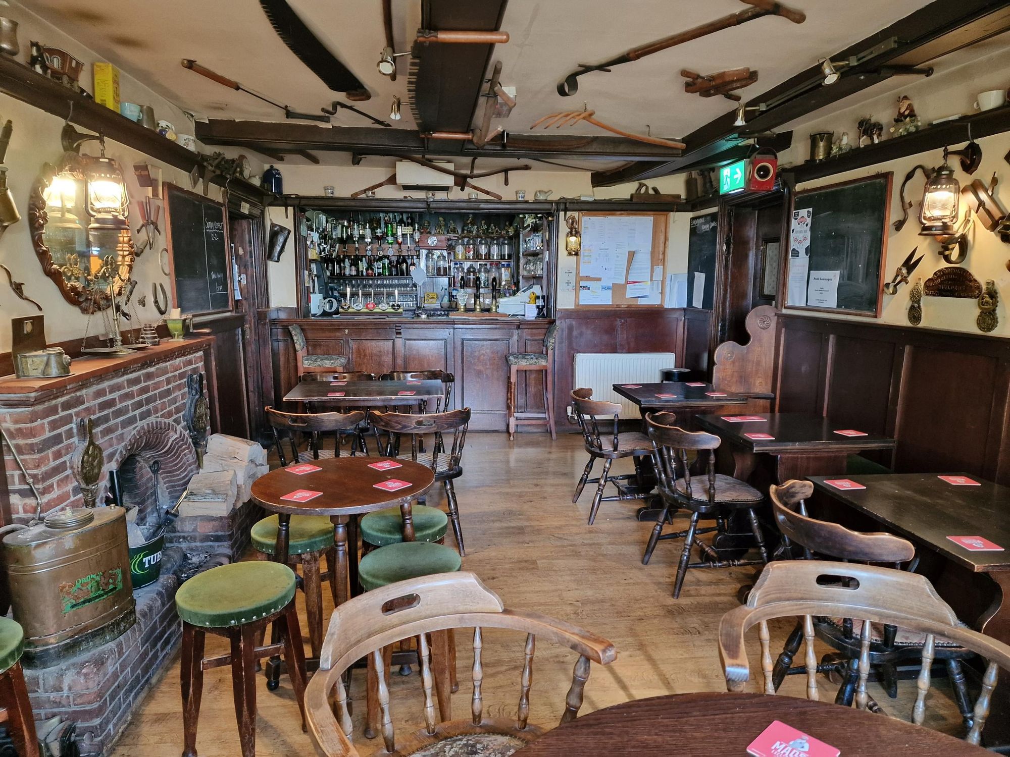 Front bar. (Bar). Published on 18-09-2024