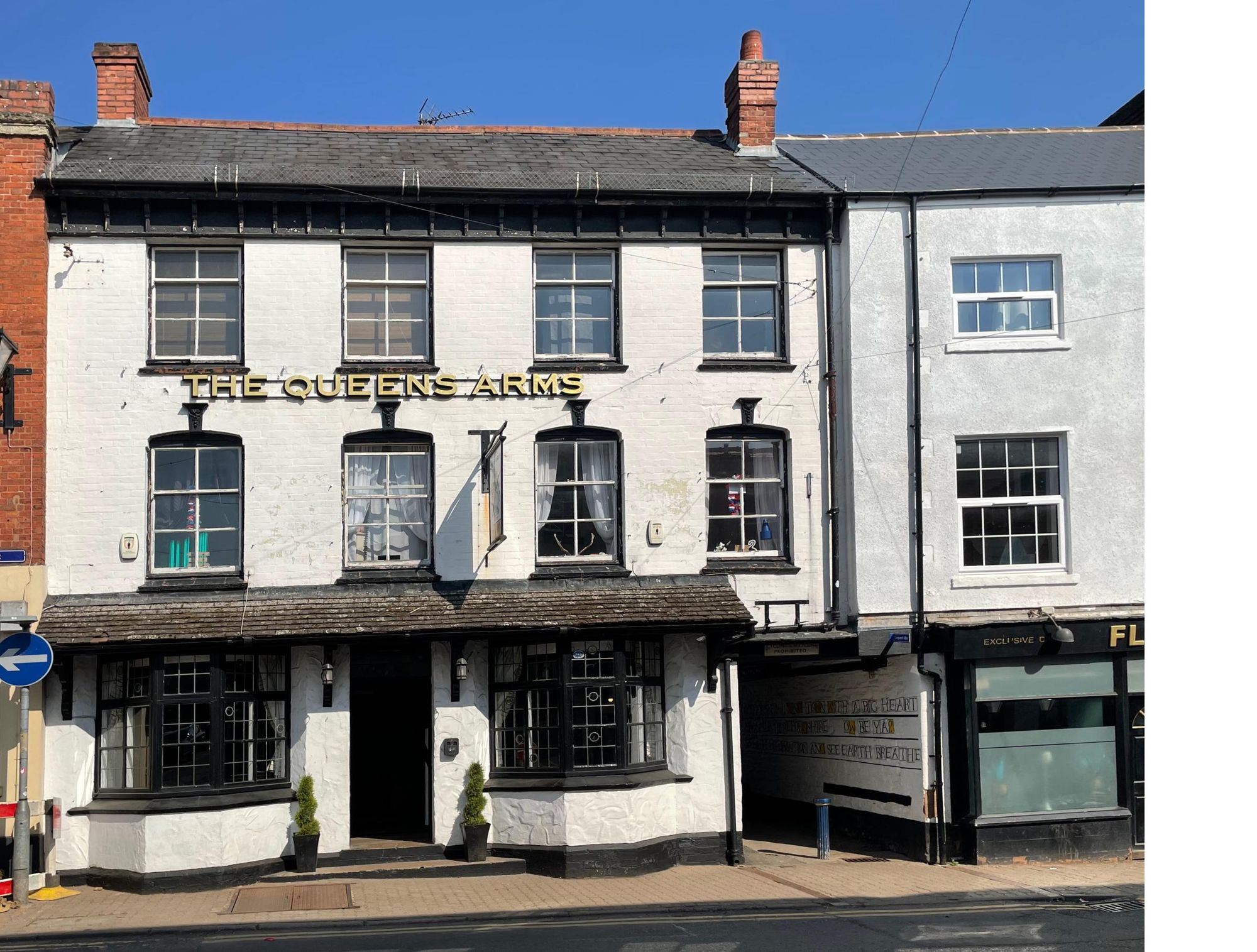 Front of pub. (External, Key). Published on 07-04-2025