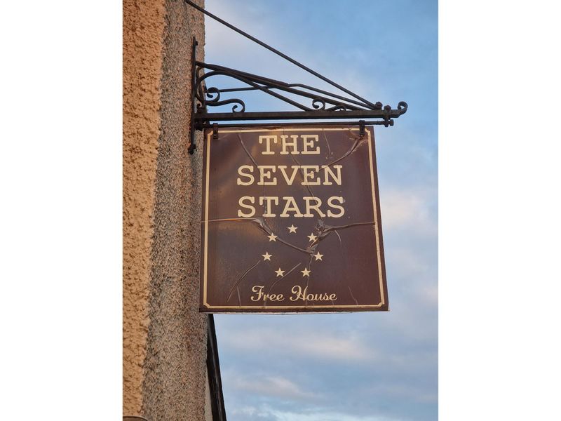 Pub sign. (External, Sign). Published on 26-06-2024 