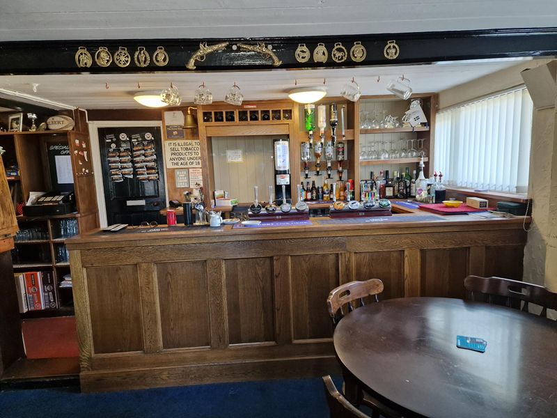 Bar. (Bar). Published on 21-09-2025 