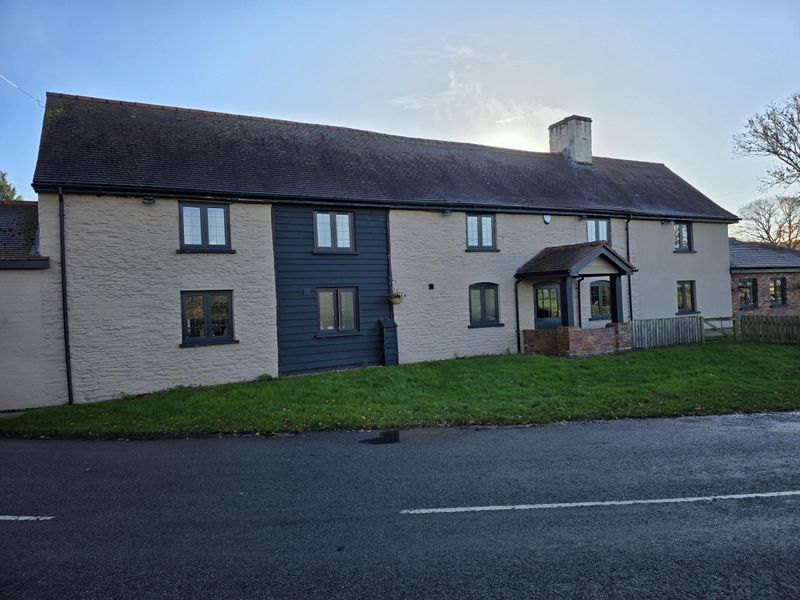 Front of pub. (External, Key). Published on 13-12-2025 