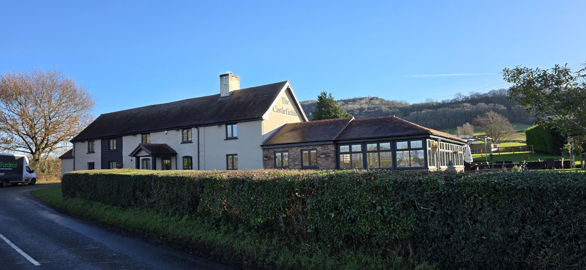 Front of pub. (External). Published on 13-12-2025